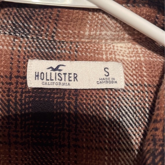 Shacket - Picture 3 of 3